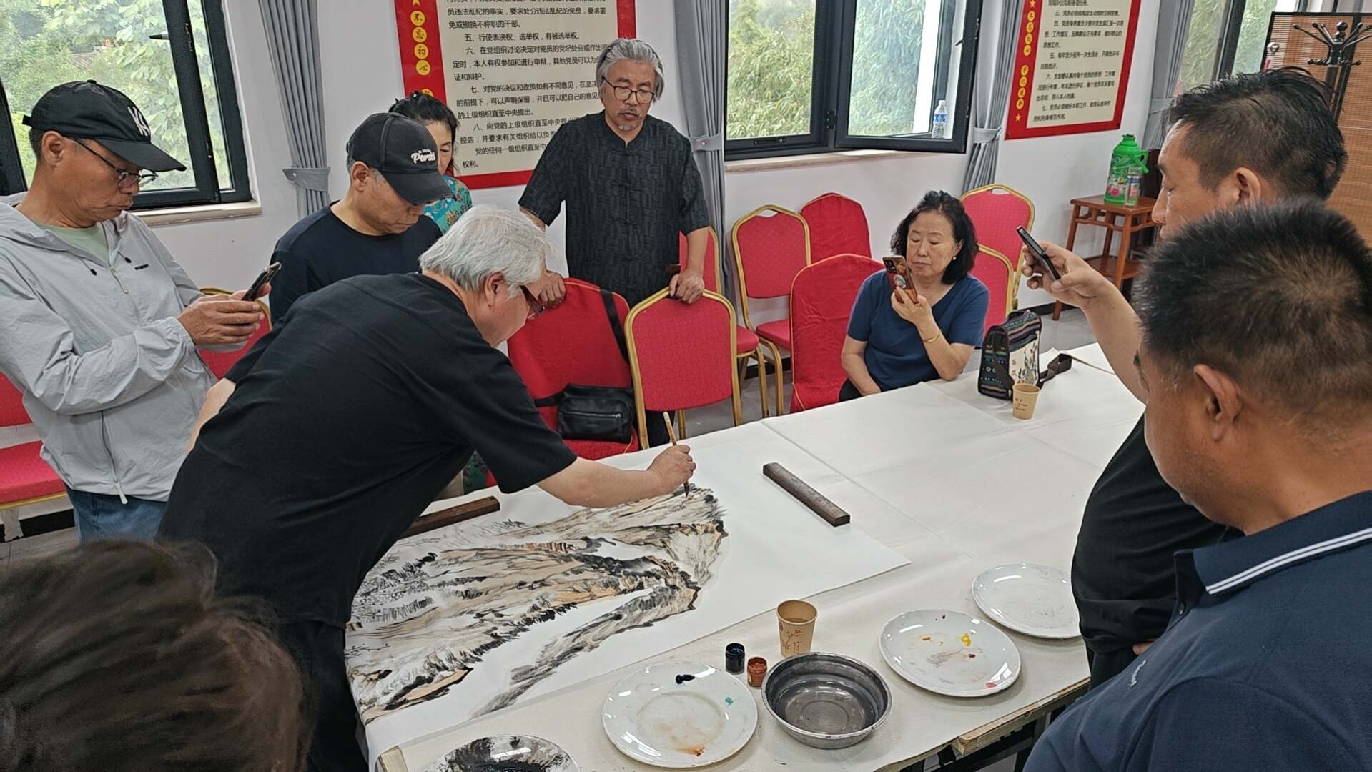 龙门有真意,笔墨见山川-艺众网 龙门有真意,笔墨见山川